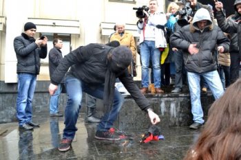 Противостояние у здания Одесской ОГА