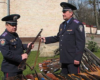 Одесская милиция просит население разоружиться
