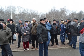 Под стенами облгосадминистрации 6 марта