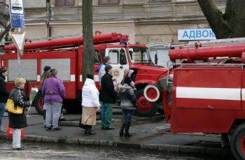 Пожар на Нежинской: Фото-подробности