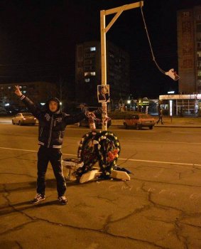 По-европейски: В центре Черкасс установлена виселица (фото)