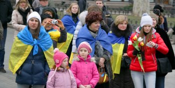 Шевченковский день в Одессе: С праздником 8 Марта... (фото)