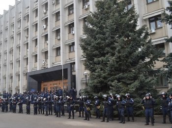 В Одесской облгосадминистрации беспрецедентные  меры безопасности: Кого боимся?