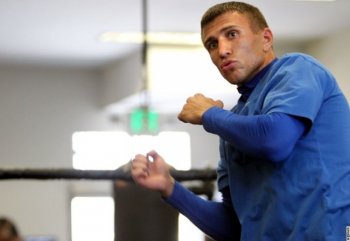Василий Ломаченко и Гэри Рассел могут провести поединок за 2 чемпионских титула