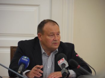 Алексей Косьмин: «Важно сохранить русский как официальный язык межнационального общения»
