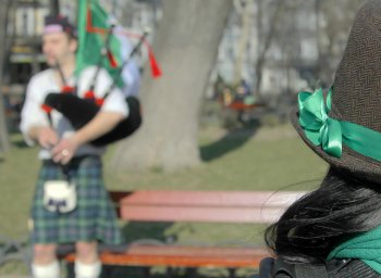 По Дерибасовской прошлись зеленые человечки (фото)