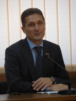 Олег Этнарович: «Мы чтим память тех, кто подарил нам мирное небо над головой»