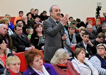 Геннадий Труханов встретился с активом Партии регионов Суворовского района