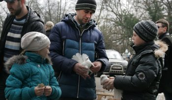 Любовь и голуби в Одессе (фото)
