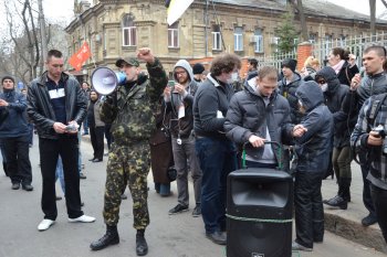 Один за всех, и все за одного – одесситы требуют освободить задержанного Антона Давидченко (фото)