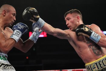 Василий Ломаченко снова сразится за пояс WBO