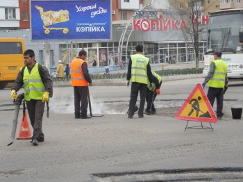 Одесские коммунальщики: «Гарантийный ремонт дорог на Котовского займёт несколько дней»