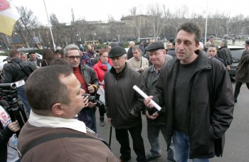 Одесситы выдвигают требования власти