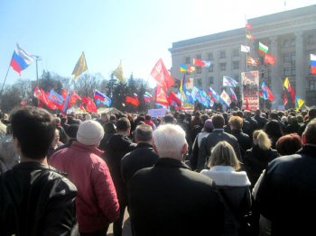 Одесситы будут бороться с «дворцовым переворотом»