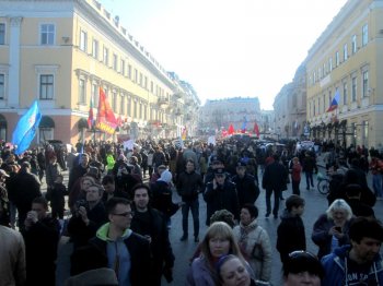 Одесситы будут бороться с «дворцовым переворотом»