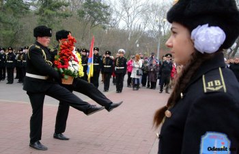 В Одессе лучшие школьники готовятся к несению Вахты памяти на Посту №1