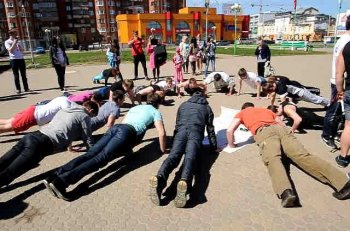 «Здоровая Победа»: Одесские спортсмены отожмутся  за каждый мирный день!