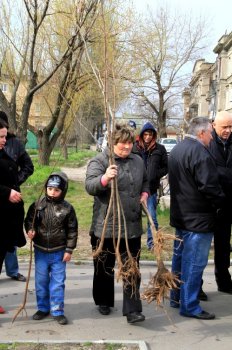 Сезон субботников открыт!