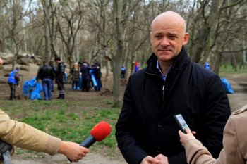 Сезон субботников открыт!