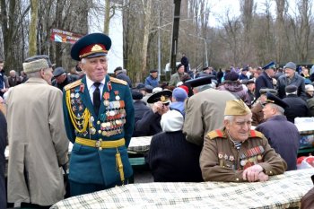 «И назван наш город героем!» (фото)