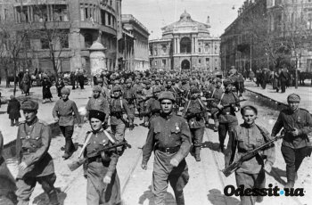 Завтра на Куликовом поле откроется фотовыставка «Освобождение Одессы»