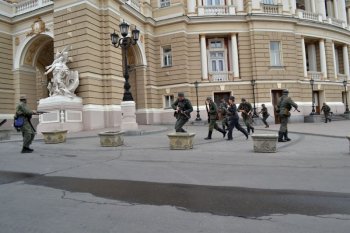В Одессе пытались заминировать оперный театр (фото)