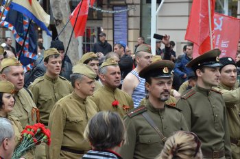 Одесситы прошли маршем в честь освобождения города