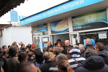Геннадий Труханов встретился с предпринимателями Малиновского рынка