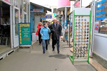 Геннадий Труханов встретился с предпринимателями Малиновского рынка
