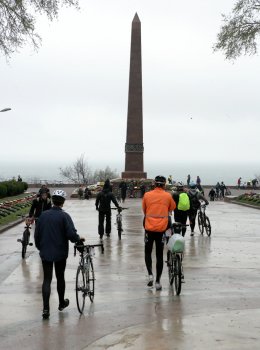 100 километров за 10 часов по Поясу Славы