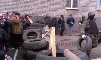 В Славянске открыт огонь на поражение