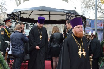 Одесситы простились с Борисом Литваком (продолжение)