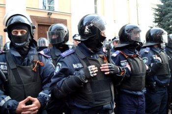 Одесские правоохранители надели георгиевские ленты (фото)