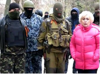 Жители Славянска взяли в плен двух наемников