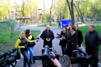Геннадий Труханов встретился с жителями Приморского района