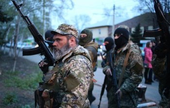 Очевидцы: В Краматорске подбит истребитель, на местном аэродроме есть жертвы