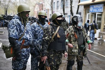 Под Луганском самооборона заблокировала колонну украинской военной техники