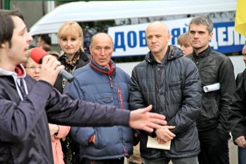 Геннадий Труханов встретился с жителями Приморского района