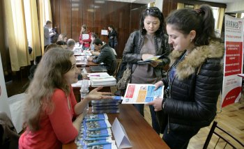 Во Дворце Культуры студентов ОНПУ прошла ярмарка карьеры