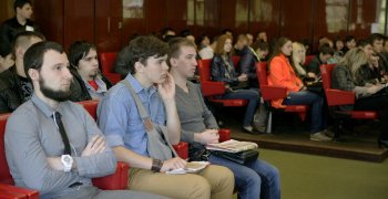 Во Дворце Культуры студентов ОНПУ прошла ярмарка карьеры