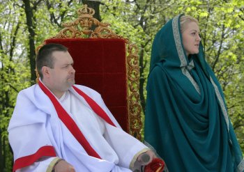 Пасхальная реконструкция (фото)