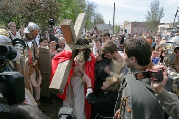 Пасхальная реконструкция (фото)