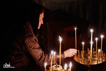 В Великую Субботу митрополит Агафангел совершил чин погребения Плащаницы и Божественную литургию