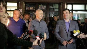 Геннадий Труханов: Я горд тем, что частичка Благодатного огня доставлена в Одессу (фото)