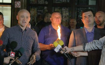 Геннадий Труханов: Я горд тем, что частичка Благодатного огня доставлена в Одессу (фото)