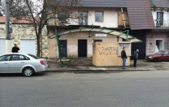 В Одессе демонтируют незаконные будки (фото)