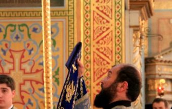 Крестный ход: «Просим мира Украине»
