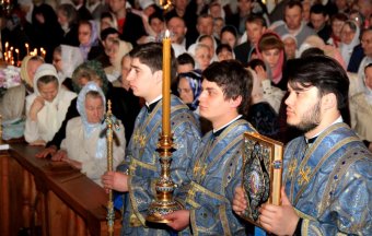 Крестный ход: «Просим мира Украине»