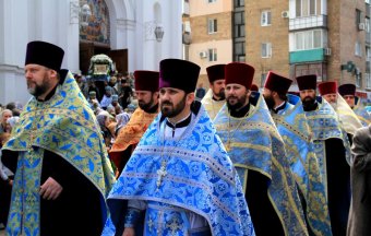 Крестный ход: «Просим мира Украине»