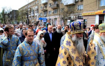 Крестный ход: «Просим мира Украине»